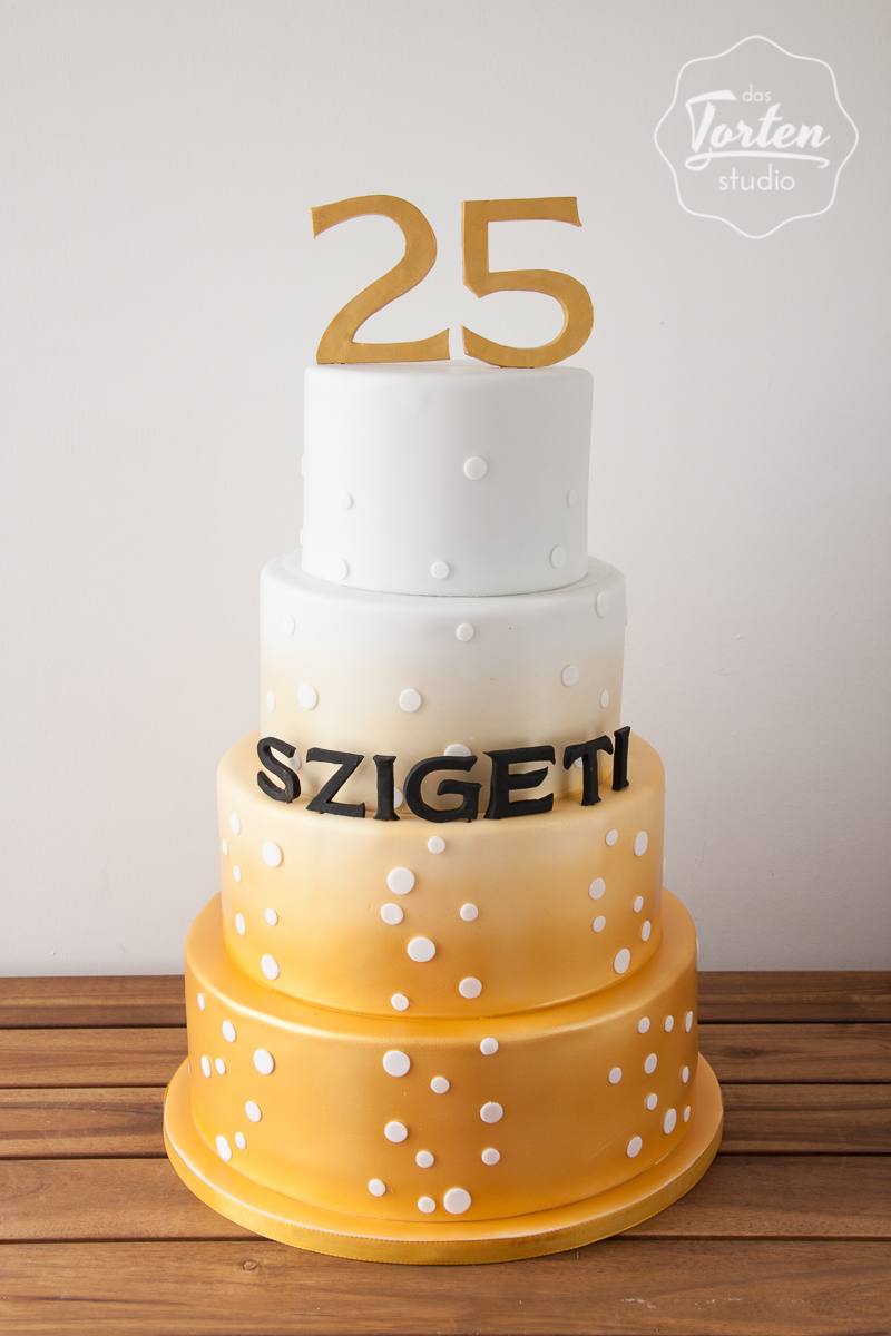 Vierstöckige Torte für den 25. Firmengeburtstag von Szigeti
